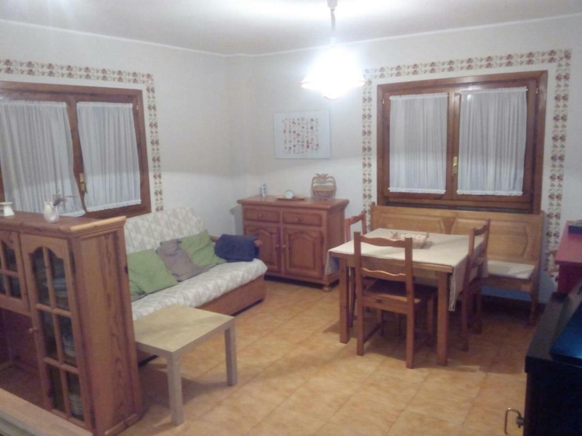 Apartamento Modesto En Las Montanas Del Pirineo Aragones En Alquiler Altruista Economico Villanúa Exteriér fotografie
